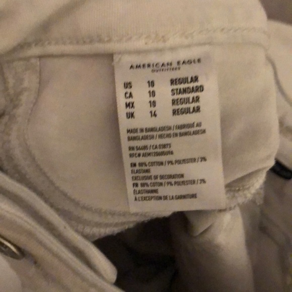 American Eagle Jeans - Picture 3 of 3